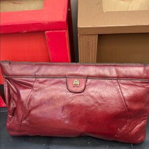 Elegant Red Leather women bag vintage 1970s